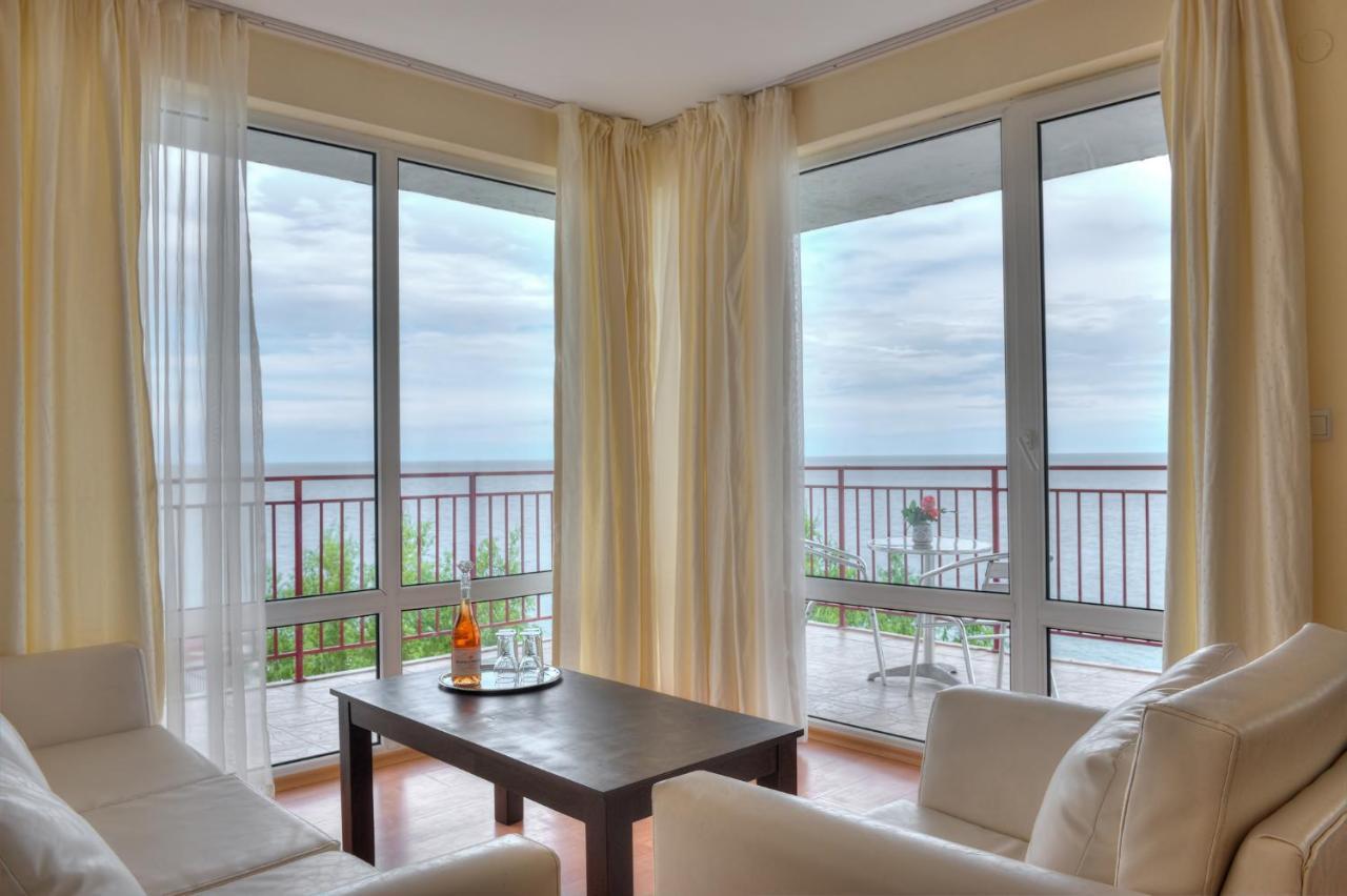 Marina And Panorama Apartments Sveti Vlas Eksteriør bilde