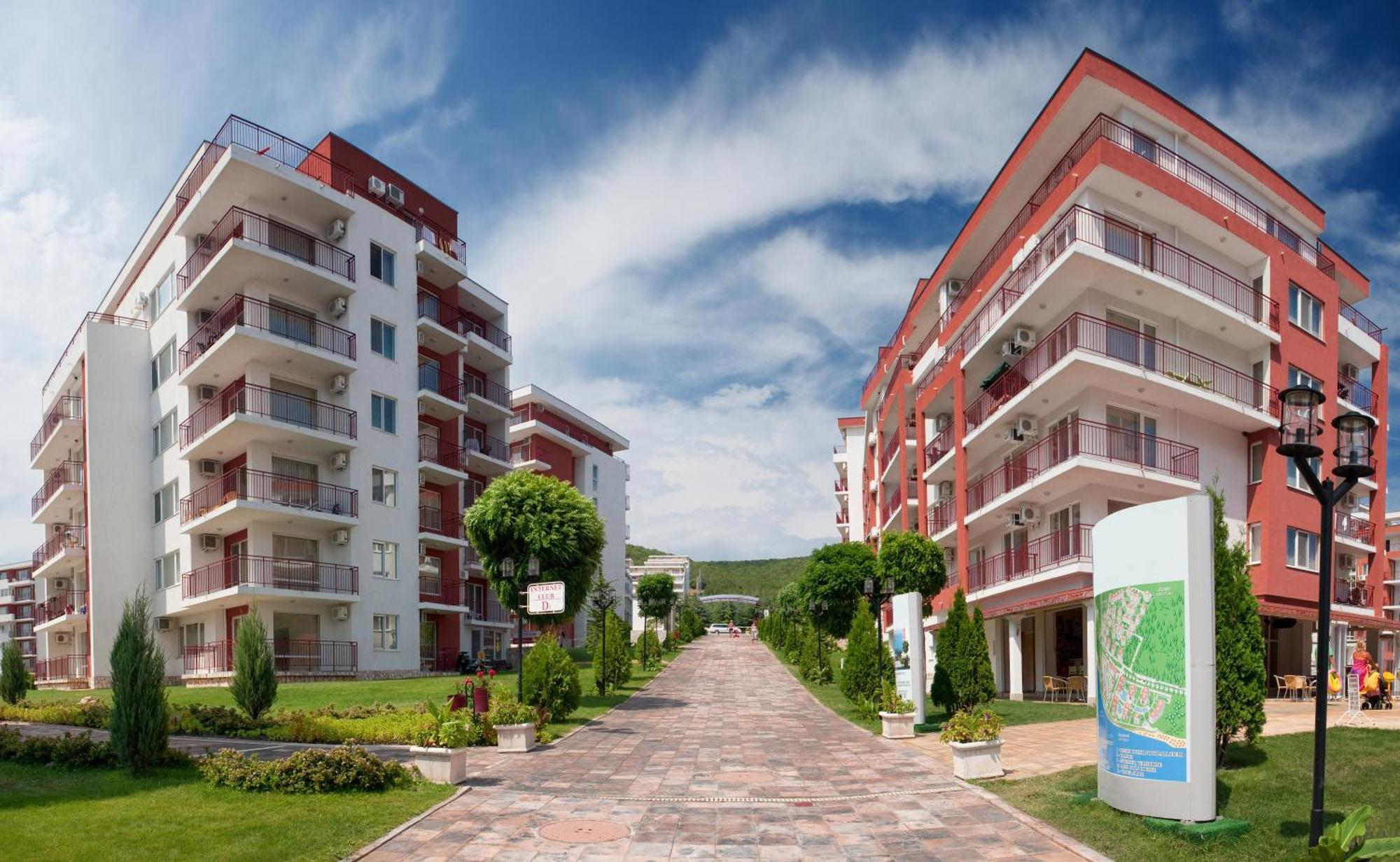 Marina And Panorama Apartments Sveti Vlas Eksteriør bilde