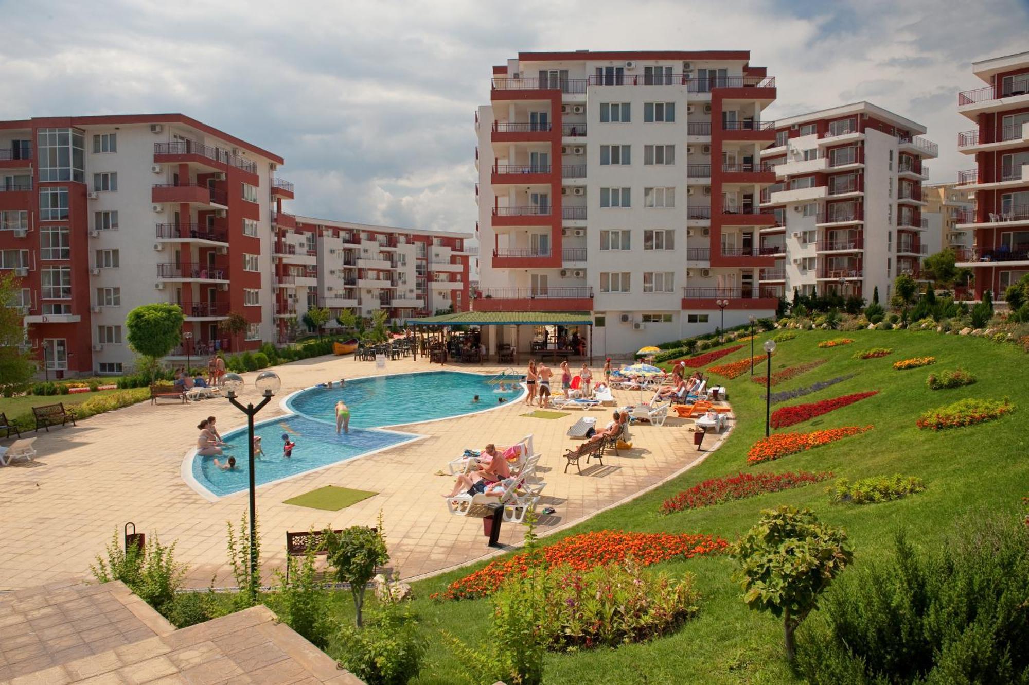 Marina And Panorama Apartments Sveti Vlas Eksteriør bilde