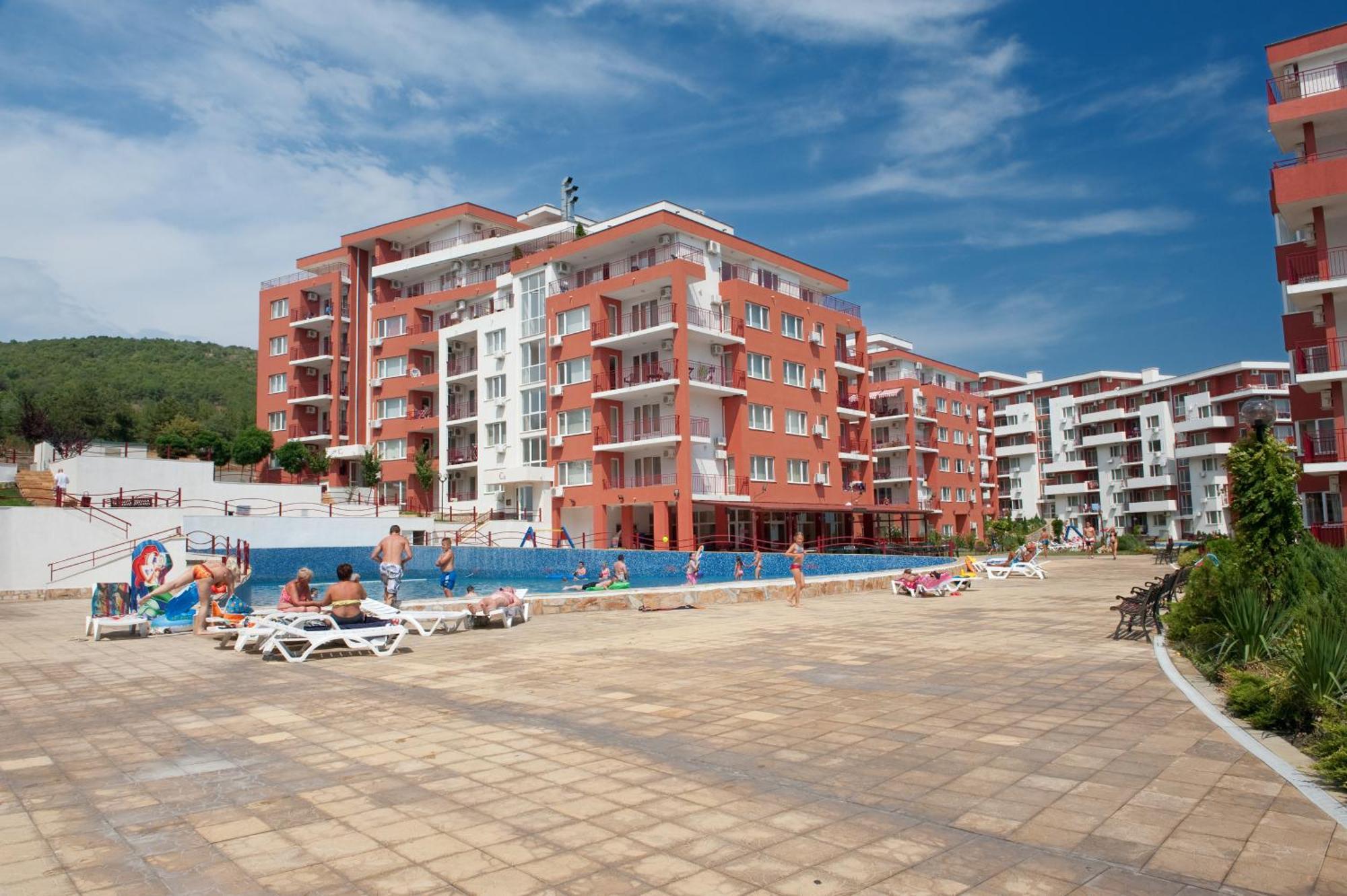 Marina And Panorama Apartments Sveti Vlas Eksteriør bilde